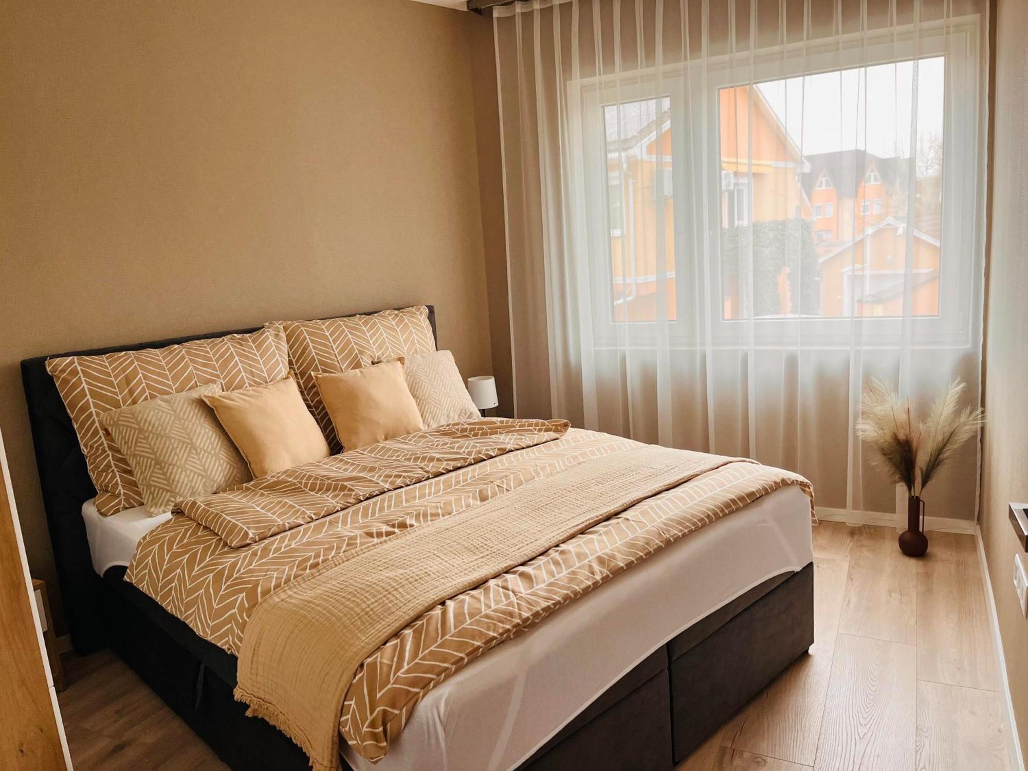 Greta Lux Apartman Hajdúszoboszló Kültér fotó